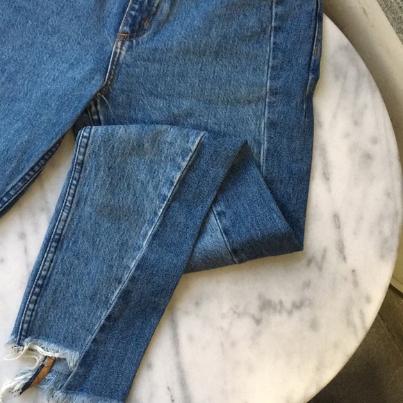 Monki kimomo High Relaxed Jean - Picture 5 of 8